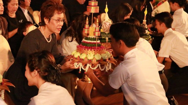 ไหว้ครู60